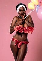Ebony Ayes